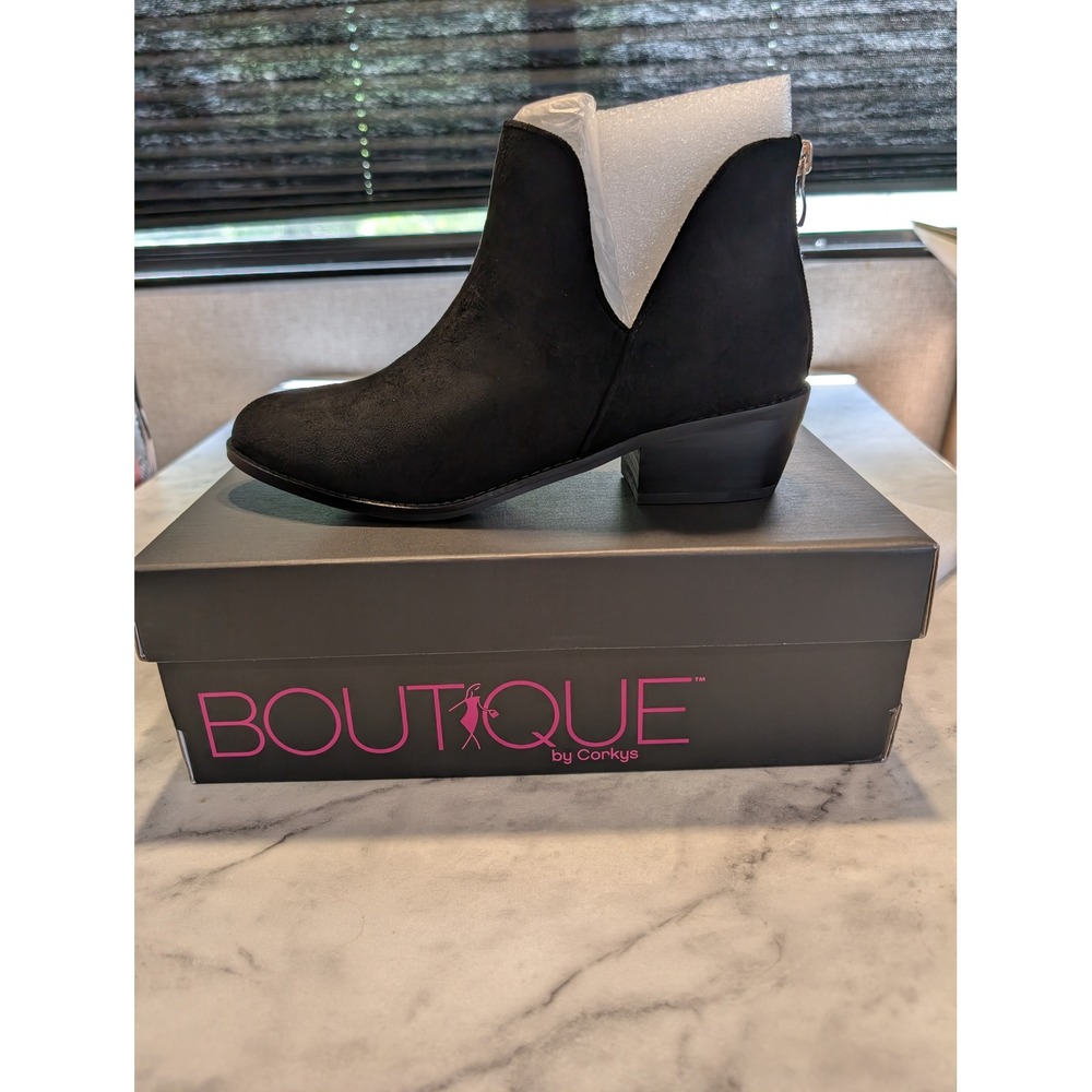 Boutique by Corkys Vanish Booties Women 8 Black New Suede Side Cutout Back Zip - Picture 3 of 9